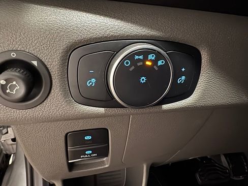 New 2026 Ford Transit 250 148 Medium Roof Extended AWD image 18