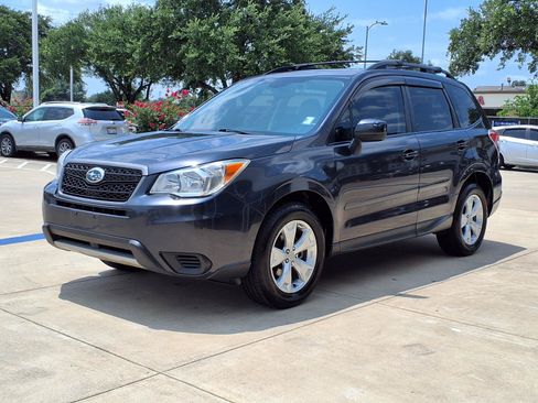 Used 2015 Subaru Forester 2.5i Premium AWD/4WD image 22