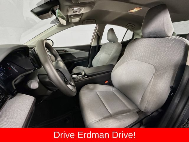 Used 2026 Toyota Camry LE FWD image 5