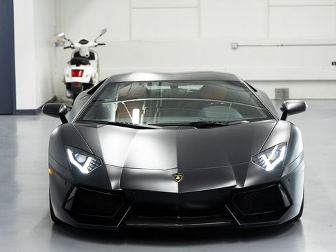 Used 2014 Lamborghini Aventador LP 700-4 AWD/4WD image 11