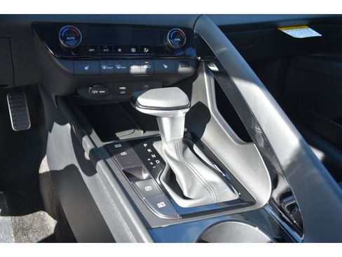 New 2026 Hyundai Elantra SEL Sport Premium image 25