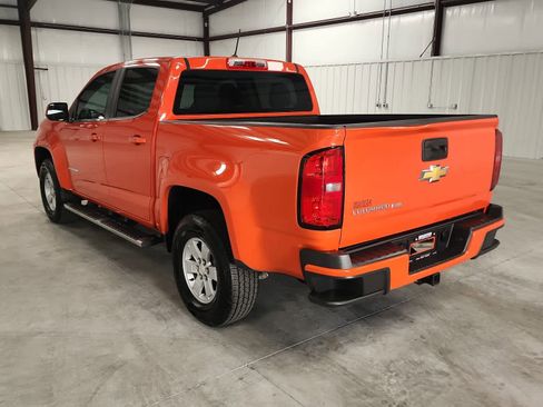 Used 2019 Chevrolet Colorado W/T w/ WT Convenience Package RWD image 3