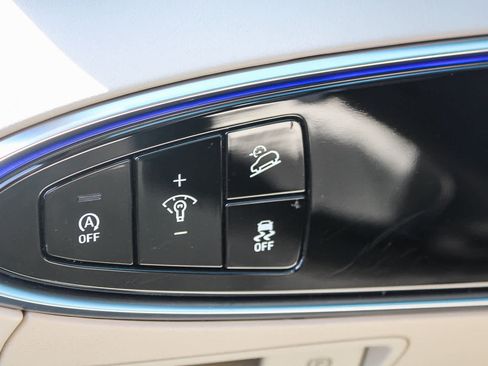 Used 2023 Genesis GV70 3.5T Sport w/ Sport Prestige Package image 22