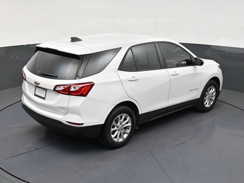 Used 2020 Chevrolet Equinox LS FWD image 17