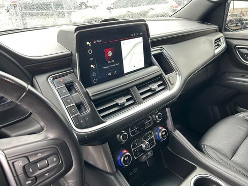 Used 2022 GMC Yukon XL SLE image 20