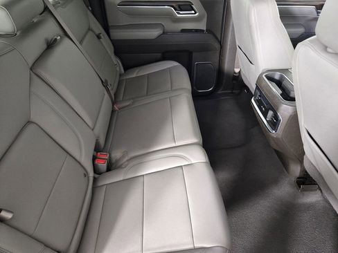 Used 2023 GMC Sierra 1500 SLT w/ SLT Premium Package AWD/4WD image 34
