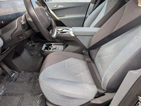 Certified 2022 BMW iX xDrive50 w/ Premium Package AWD/4WD image 17
