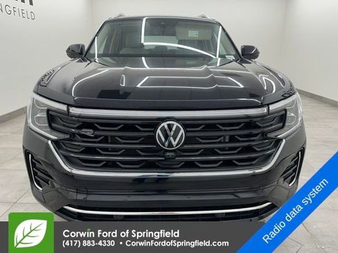 Used 2024 Volkswagen Atlas SEL Premium R-Line image 6