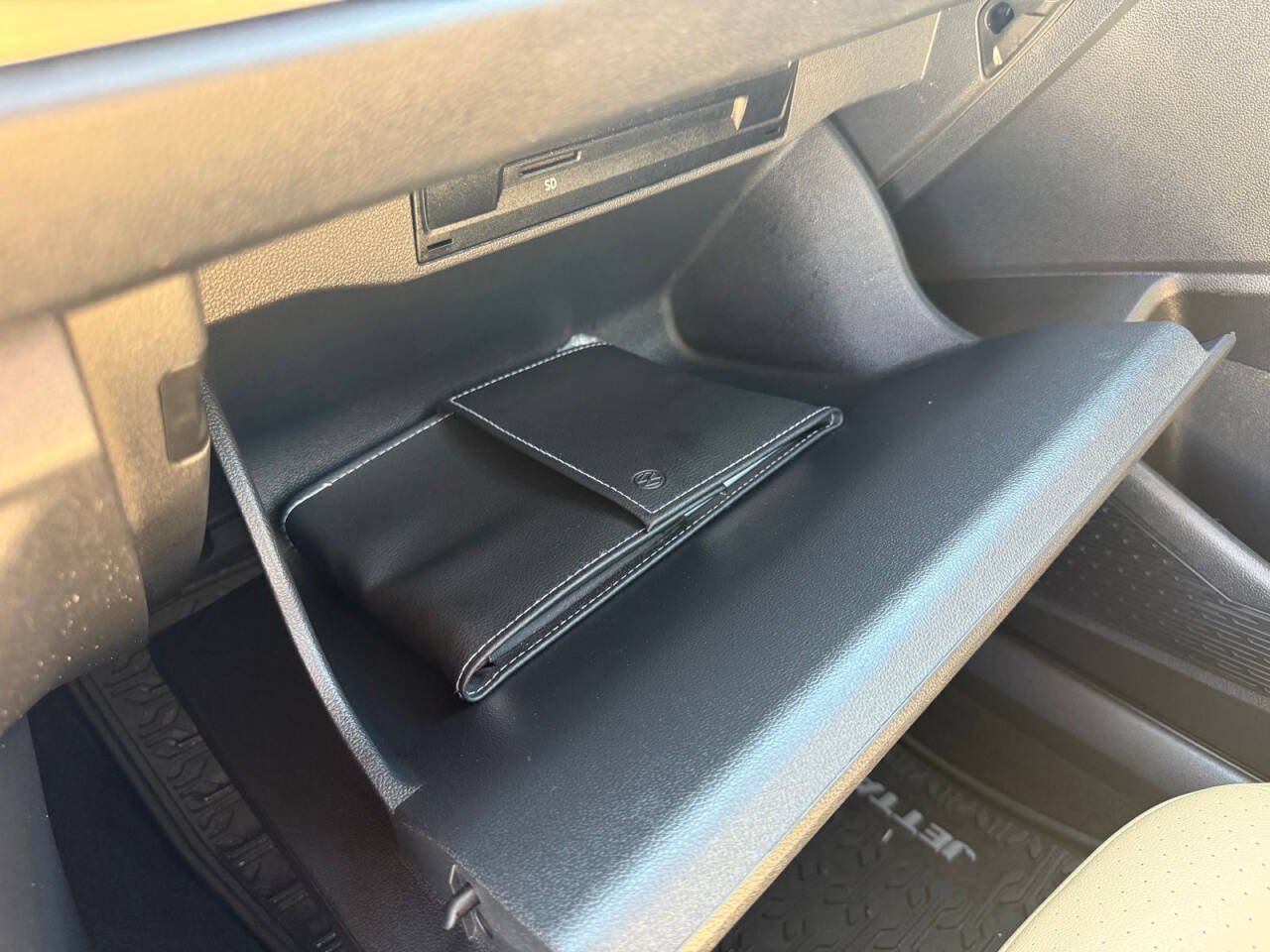 Used 2019 Volkswagen Jetta SEL FWD image 28