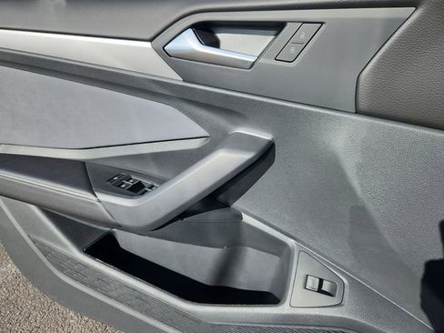 New 2026 Volkswagen Jetta SE image 6