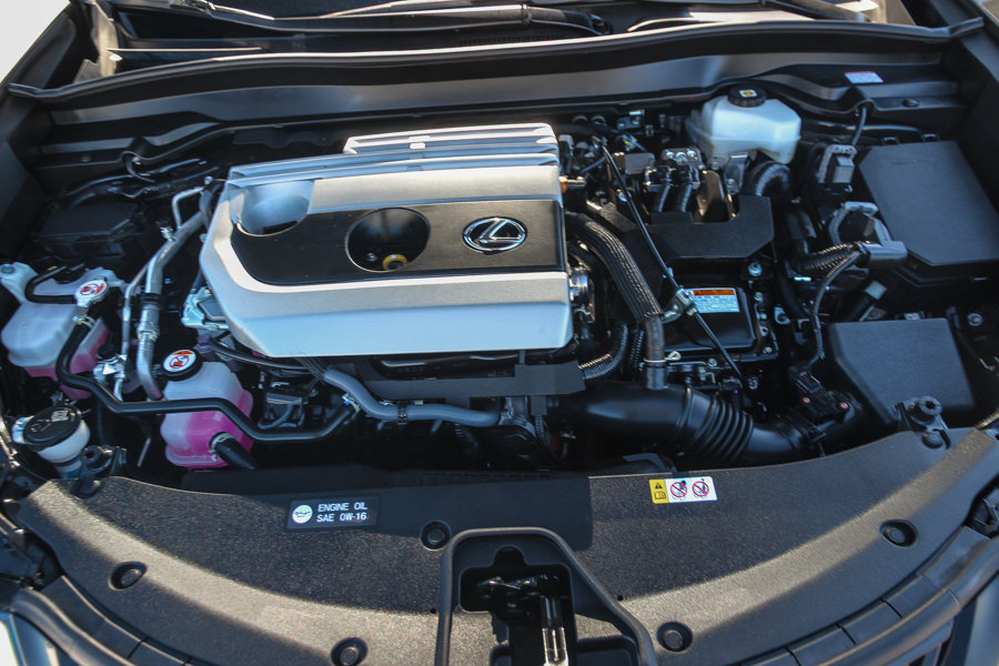 Certified 2024 Lexus UX 250h FWD image 27