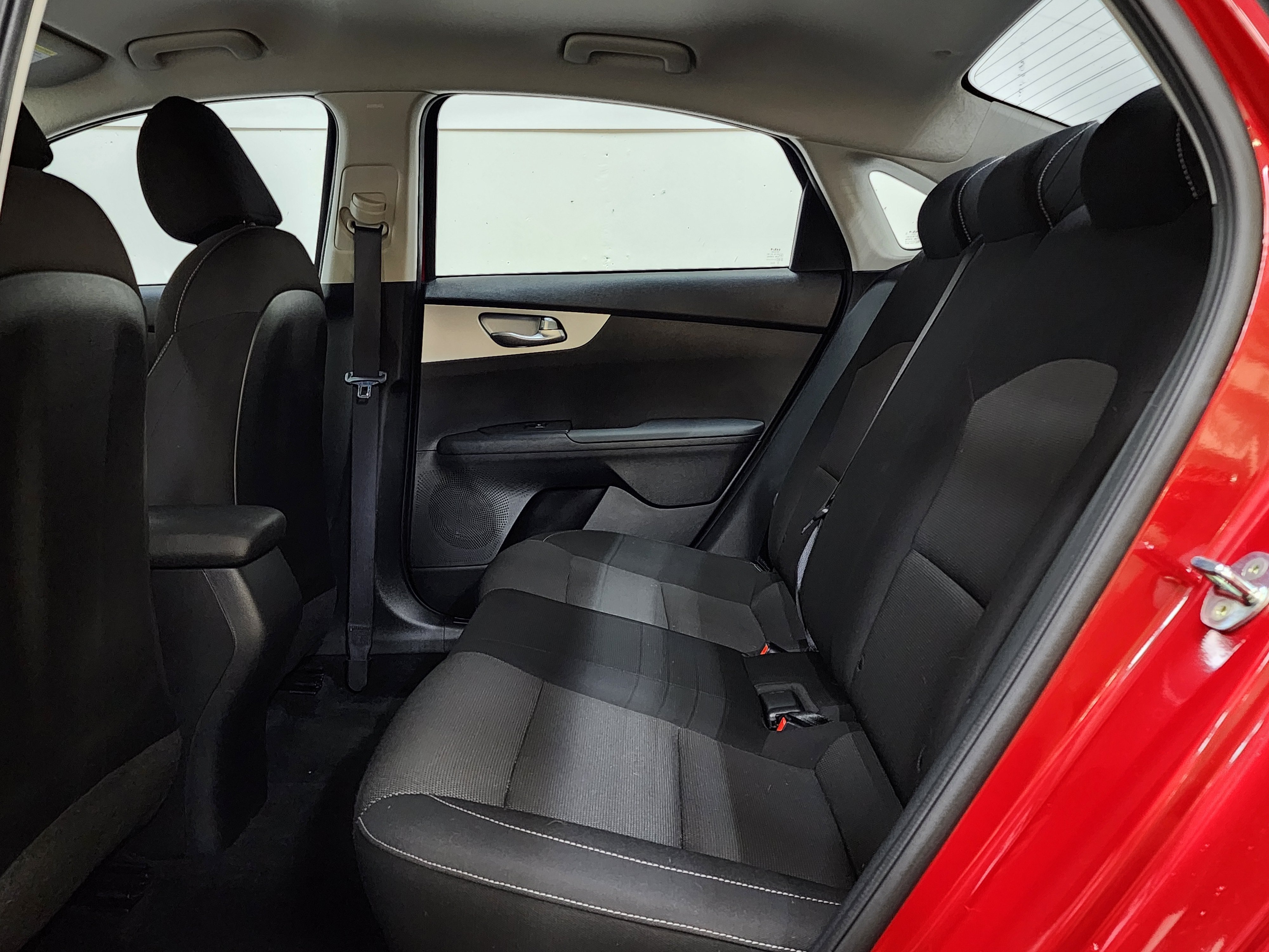 Used 2023 Kia Forte LXS w/ LXS Technology Package FWD image 18