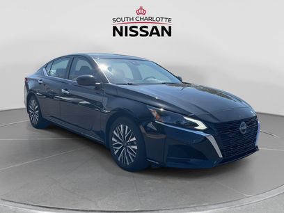 Used 2023 Nissan Altima 2.5 SV