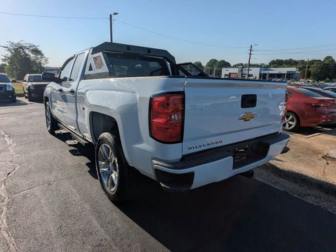 Used 2017 Chevrolet Silverado 1500 Custom w/ LPO, Street Package RWD image 5