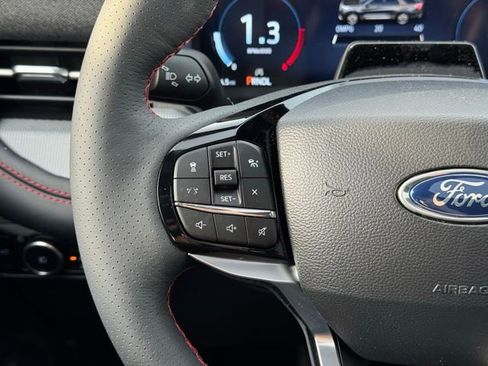 New 2026 Ford Explorer ST-Line w/ ST-Line Street Pack image 24