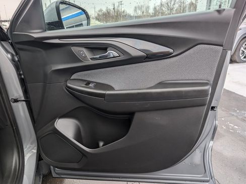Used 2023 Chevrolet TrailBlazer LT w/ Convenience Package image 13