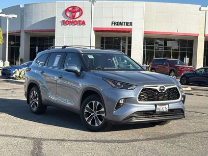 Used 2024 Toyota Highlander XLE