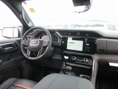 Used 2024 GMC Sierra 1500 AT4 w/ Technology Package image 26