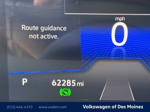 Used 2022 Volkswagen Taos SE w/ Panoramic Sunroof Package image 18