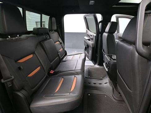 Used 2023 GMC Sierra 1500 AT4 w/ Technology Package AWD/4WD image 49
