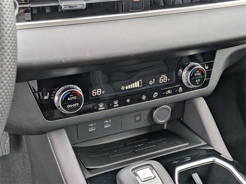 New 2026 Mitsubishi Outlander SE image 22