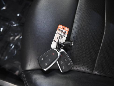 Used 2021 Cadillac XT5 Premium Luxury image 21