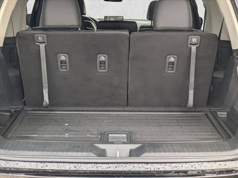 Certified 2025 Honda Pilot EX-L image 6