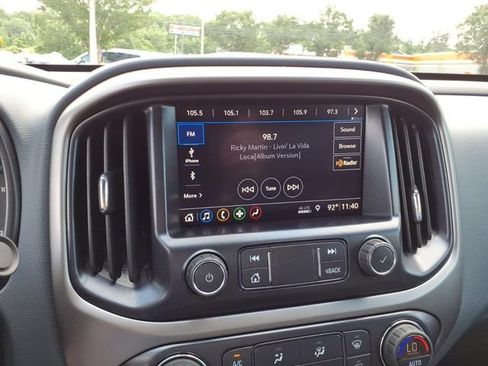 Used 2020 Chevrolet Colorado Z71 AWD/4WD image 11
