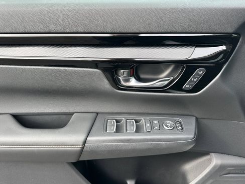 Certified 2025 Honda CR-V Sport Touring image 10
