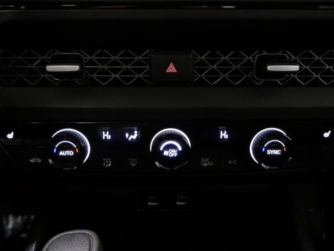 Used 2023 Honda Accord EX image 19