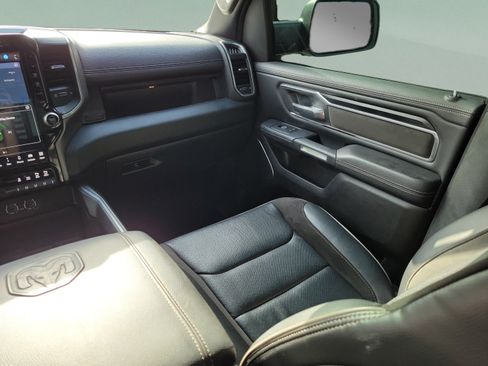 Used 2023 RAM 1500 Laramie AWD/4WD image 10
