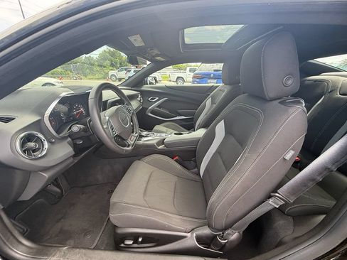 Used 2023 Chevrolet Camaro SS RWD image 12