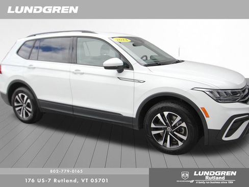 Used 2024 Volkswagen Tiguan S AWD/4WD image 2