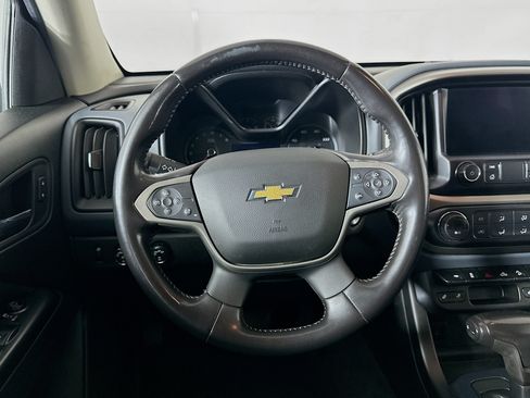 Used 2020 Chevrolet Colorado Z71 AWD/4WD image 18
