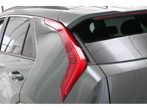 New 2025 Kia Niro Wind image 10