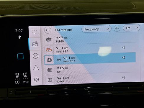 Used 2024 Volkswagen Atlas SE FWD image 21