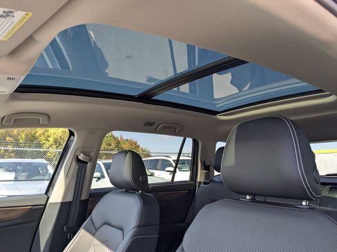 New 2026 Volkswagen Atlas SE image 16