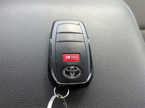 Used 2024 Toyota Tacoma SR image 30