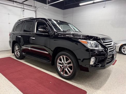 Used 2014 Lexus LX 570 4WD image 10