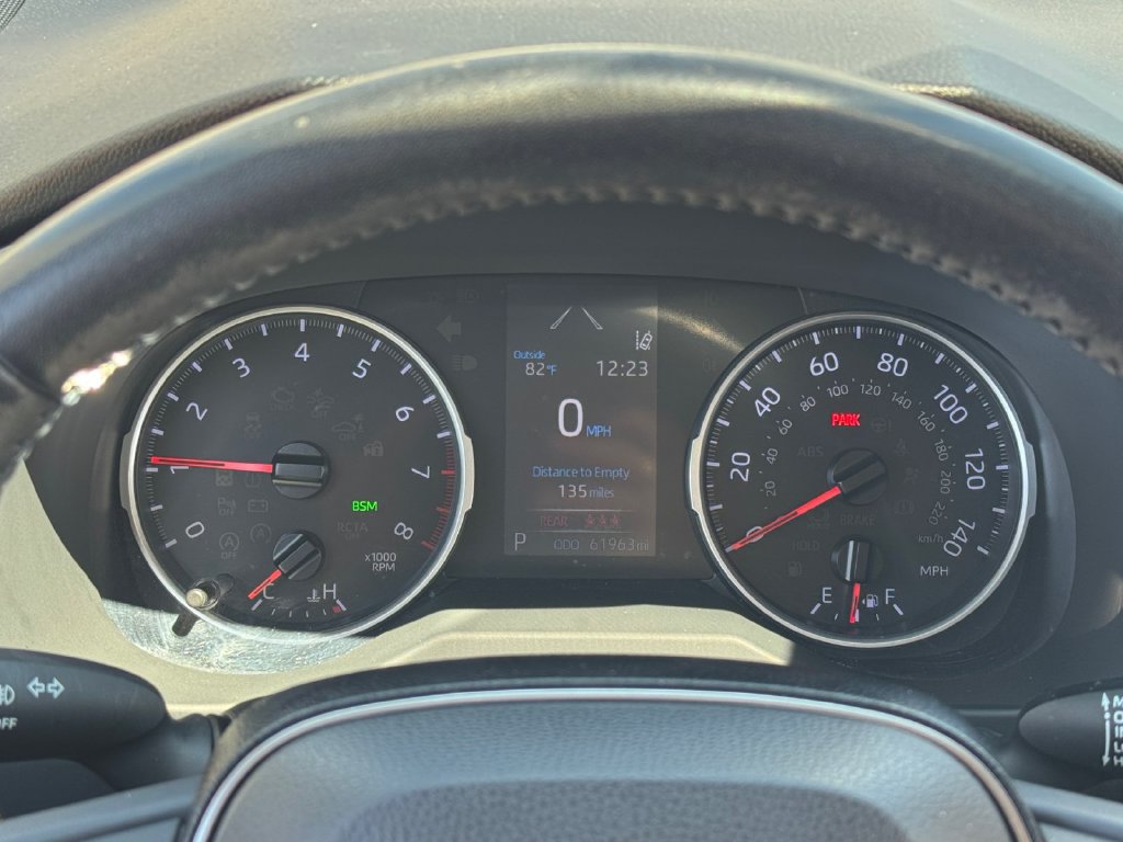 Certified 2019 Toyota RAV4 XLE Premium FWD image 14