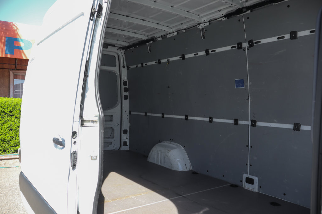 Used 2023 Mercedes-Benz Sprinter 2500 image 11