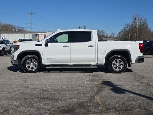 Used 2023 GMC Sierra 1500 SLT w/ SLT Convenience Package image 4