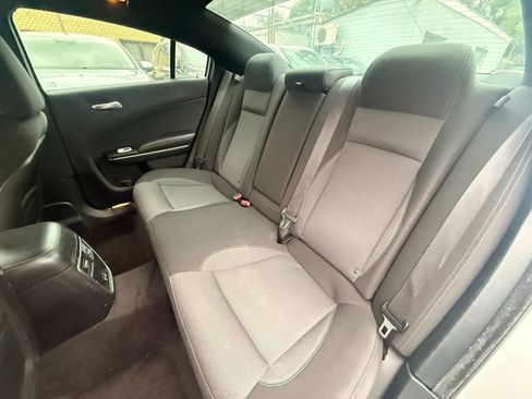 Used 2016 Dodge Charger SE w/ Popular Equipment Group RWD image 28