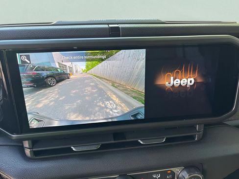 New 2026 Jeep Gladiator Willys AWD/4WD image 26