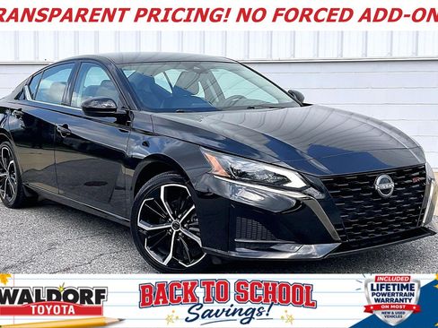 Used 2025 Nissan Altima 2.5 SR FWD image 1