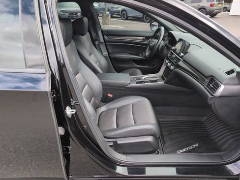 Used 2022 Honda Accord Sport image 10