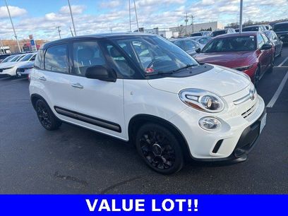 Used 2017 FIAT 500L Trekking w/ Dual-Pane Sunroof Package