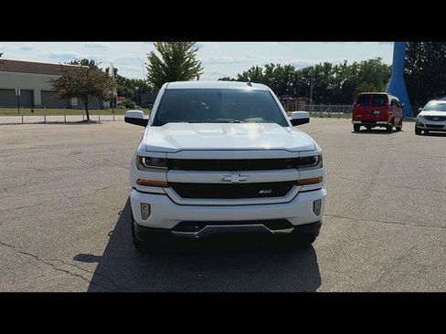 Used 2017 Chevrolet Silverado 1500 LT w/ All Star Edition AWD/4WD image 31