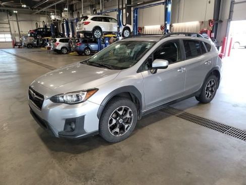 Used 2018 Subaru Crosstrek 2.0i Premium w/ Moonroof Package AWD/4WD image 3