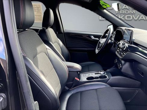 Used 2025 Ford Escape ST-Line image 7